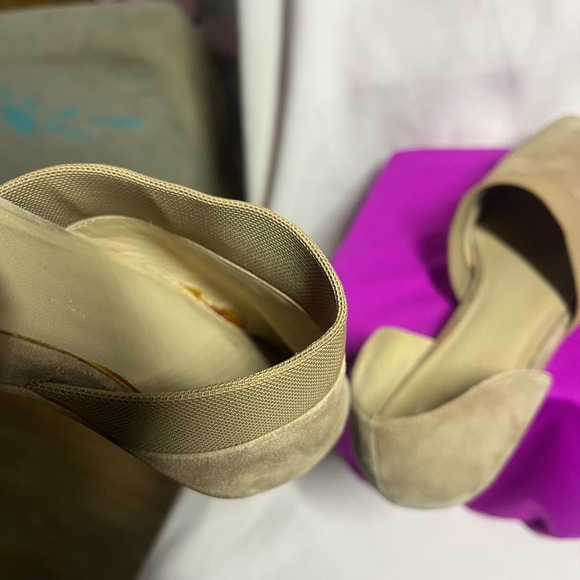 Eileen Fisher Beige Suede Flats - Picture 8 of 11